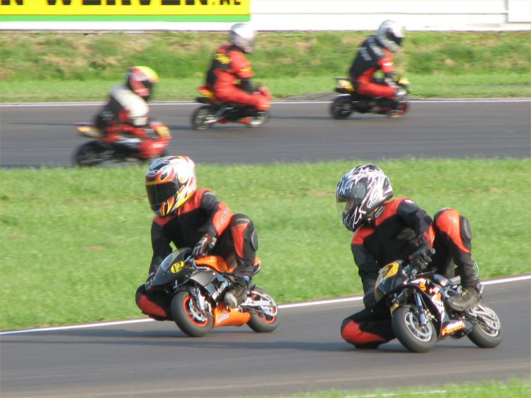 Ab Wieviel Jahren Darf Man Pocketbike Fahren
